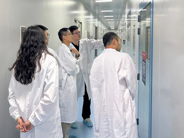 北京市经信局产促中心一行莅临北京同立海源生物科技有限公司调研,就公司承担的细胞与基因治疗药物领域三项关键技术攻关任务,开展考察调研。