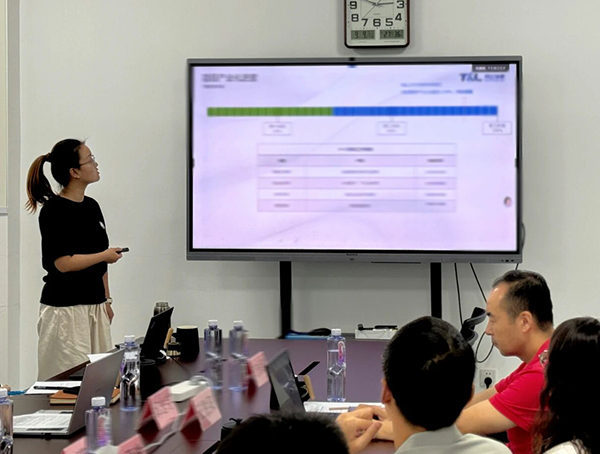 北京市经信局产促中心一行莅临北京同立海源生物科技有限公司调研,就公司承担的细胞与基因治疗药物领域三项关键技术攻关任务,开展考察调研。